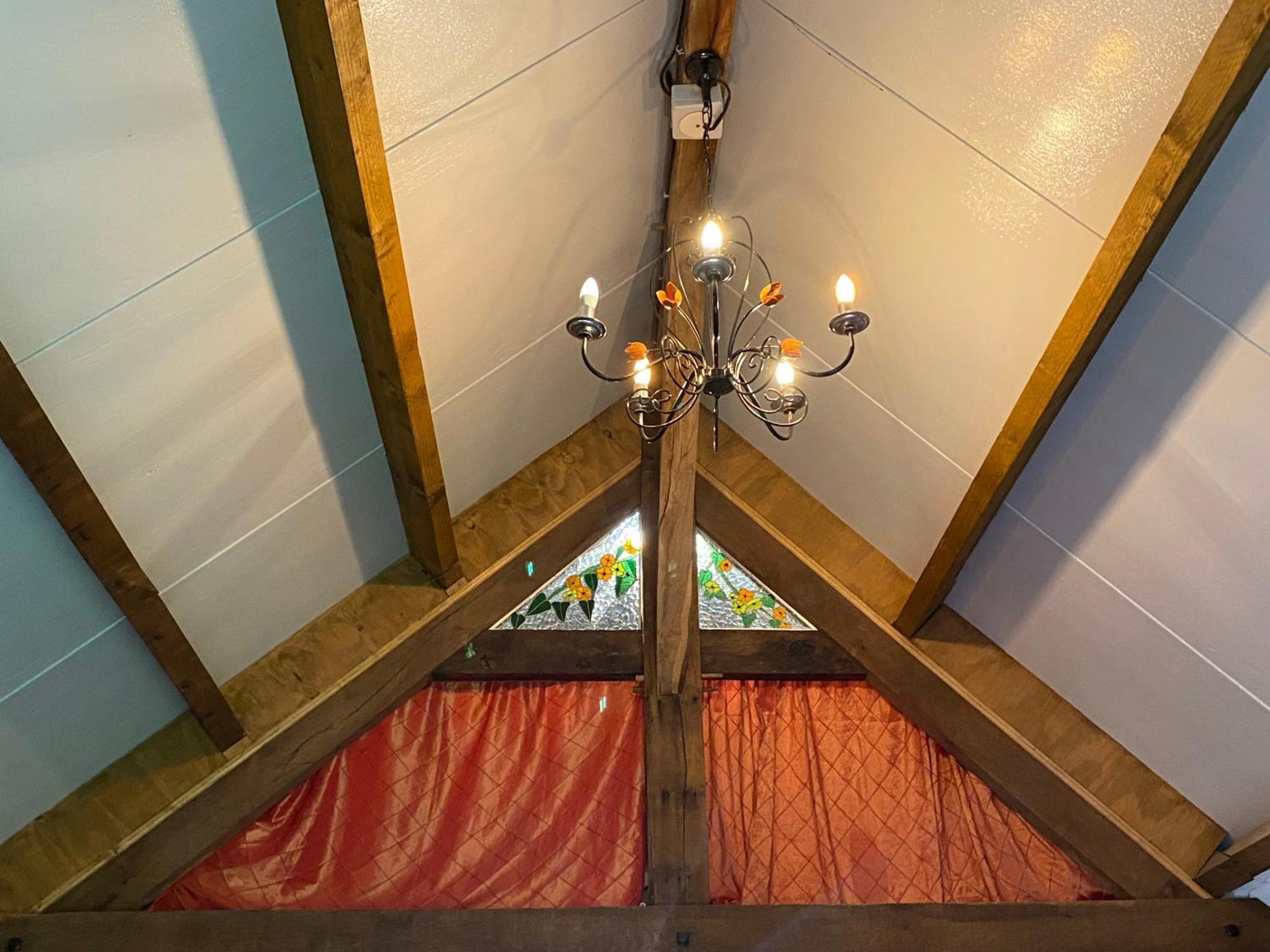 Spacious, Rustic Studio Space For 2 Persons Saint-Cyr-du-Bailleul Eksteriør billede
