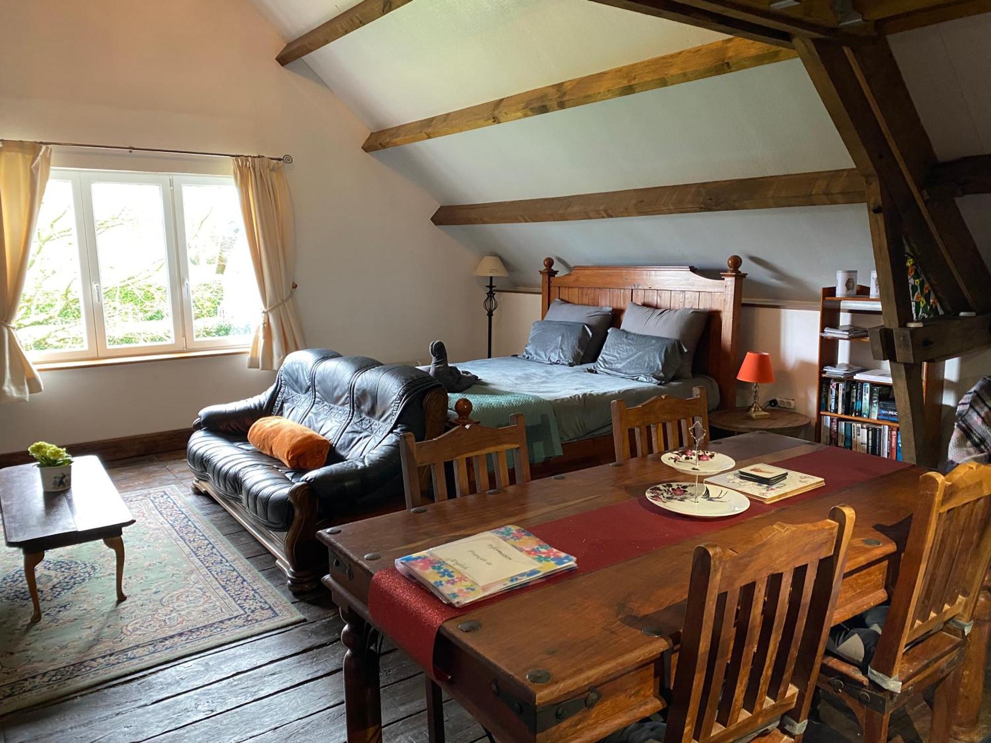 Spacious, Rustic Studio Space For 2 Persons Saint-Cyr-du-Bailleul Eksteriør billede